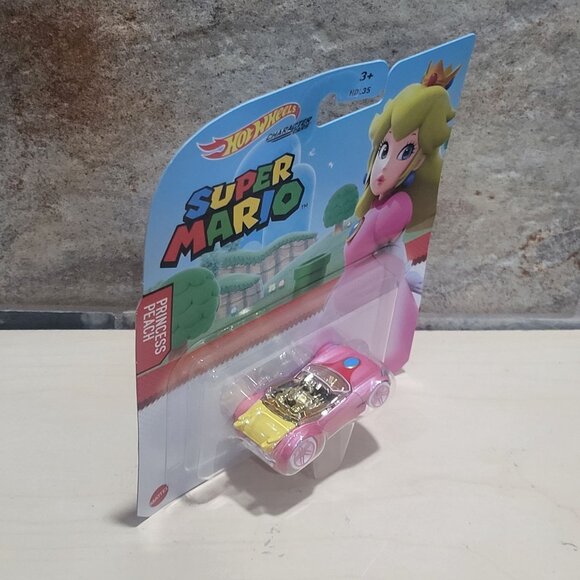 Hot Wheels Super Mario Character Car Princess Peach 2021 - Picture 6 of 9